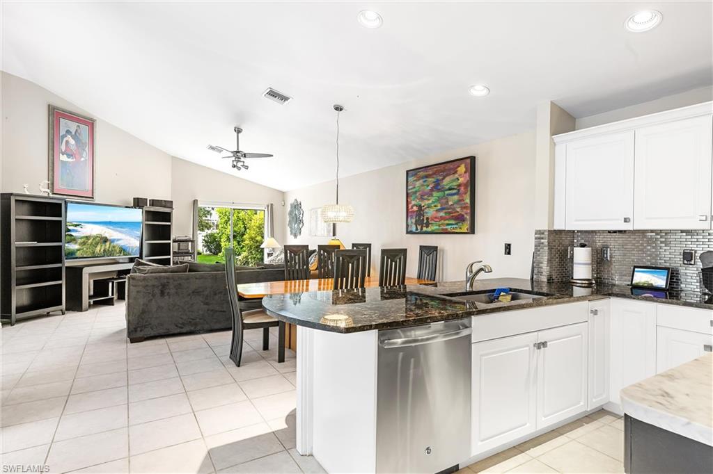 MOON LAKE - Residential