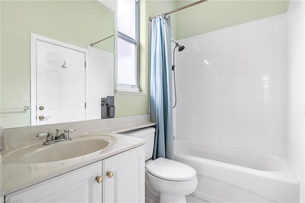 MOON LAKE - Residential