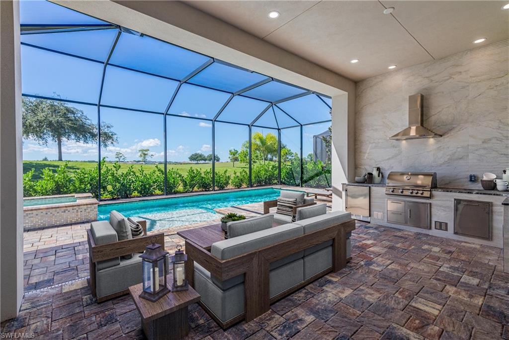 COUNTRY CLUB - Residential