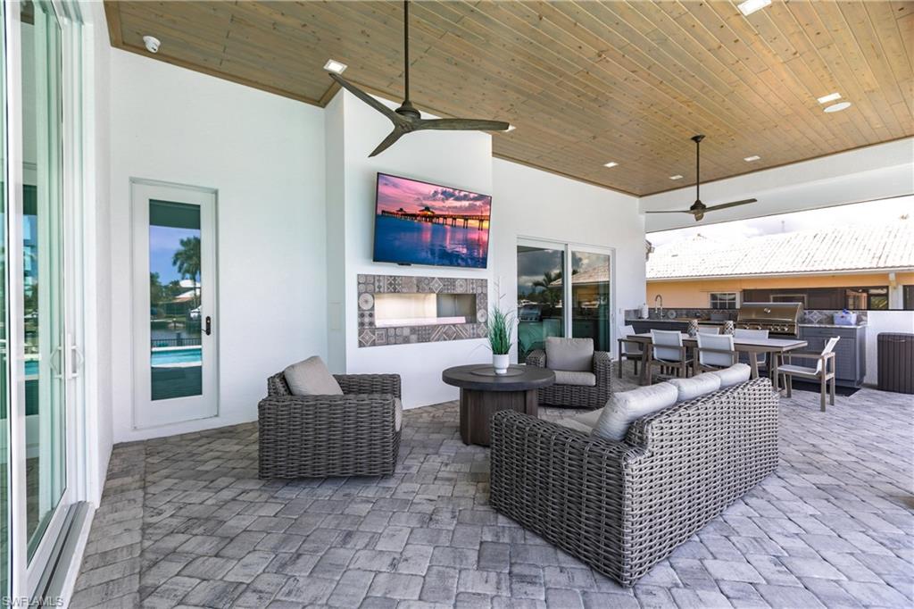 MARCO ISLAND - Residential