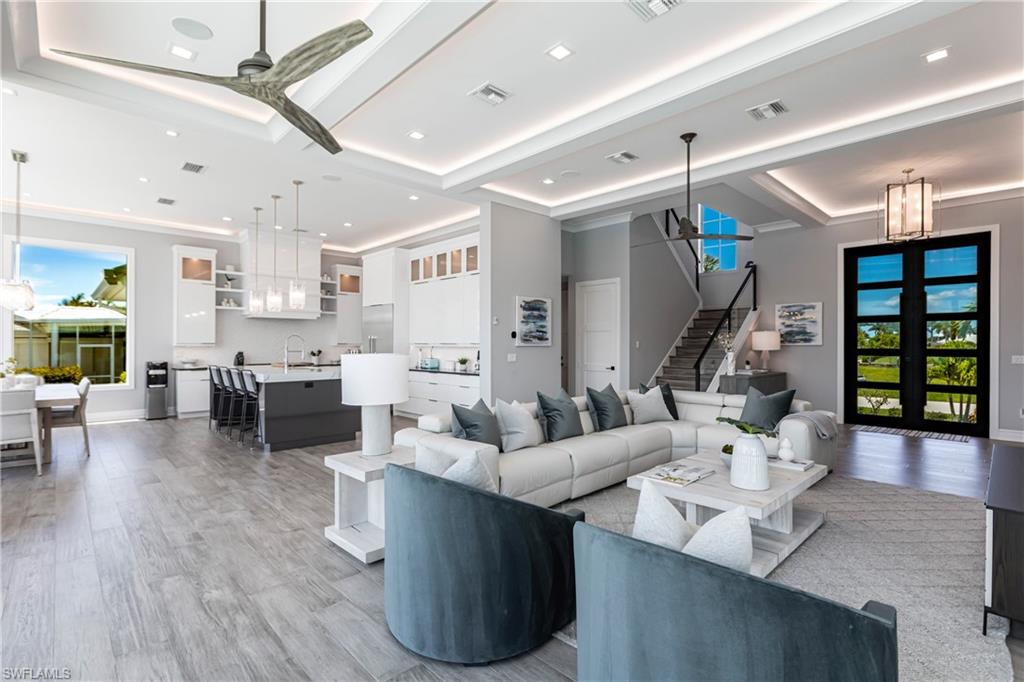 MARCO ISLAND - Residential