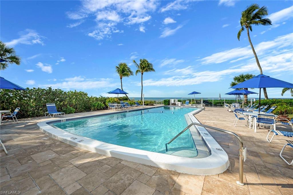 ROYAL PALM CLUB - Residential