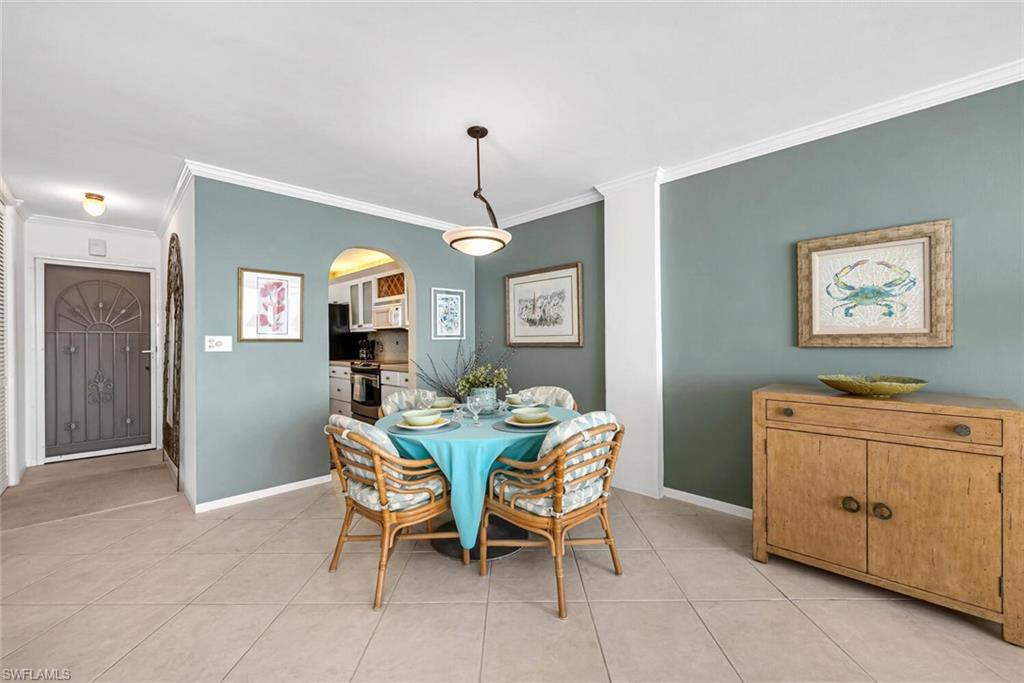 ROYAL PALM CLUB - Residential