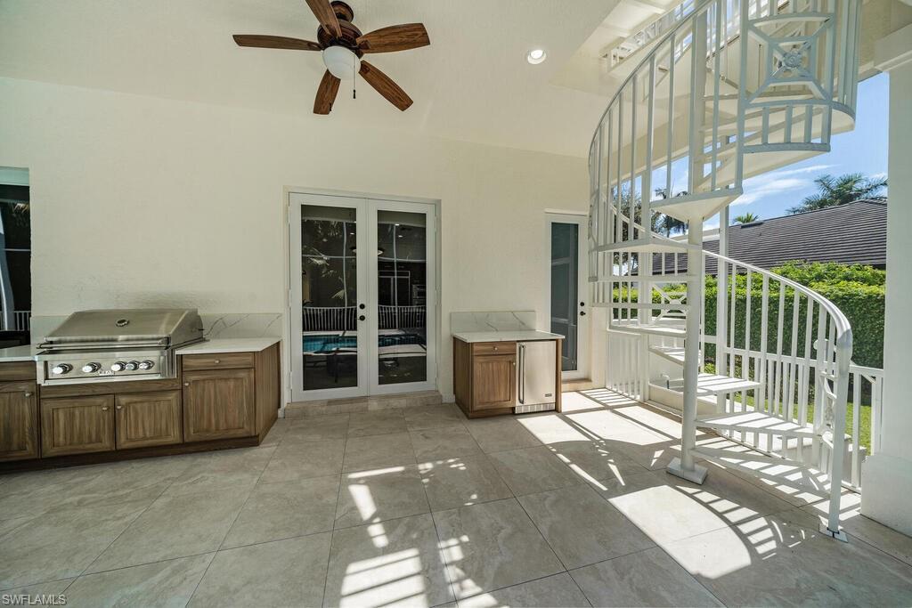 MOORINGS - Residential