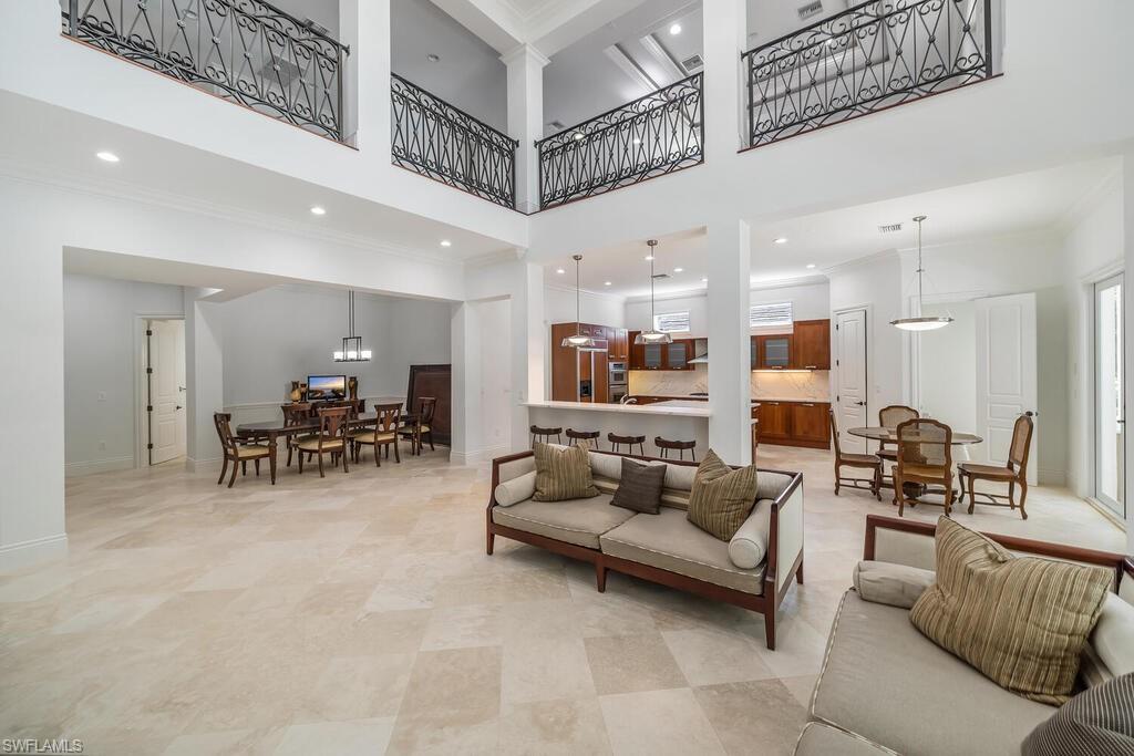 MOORINGS - Residential