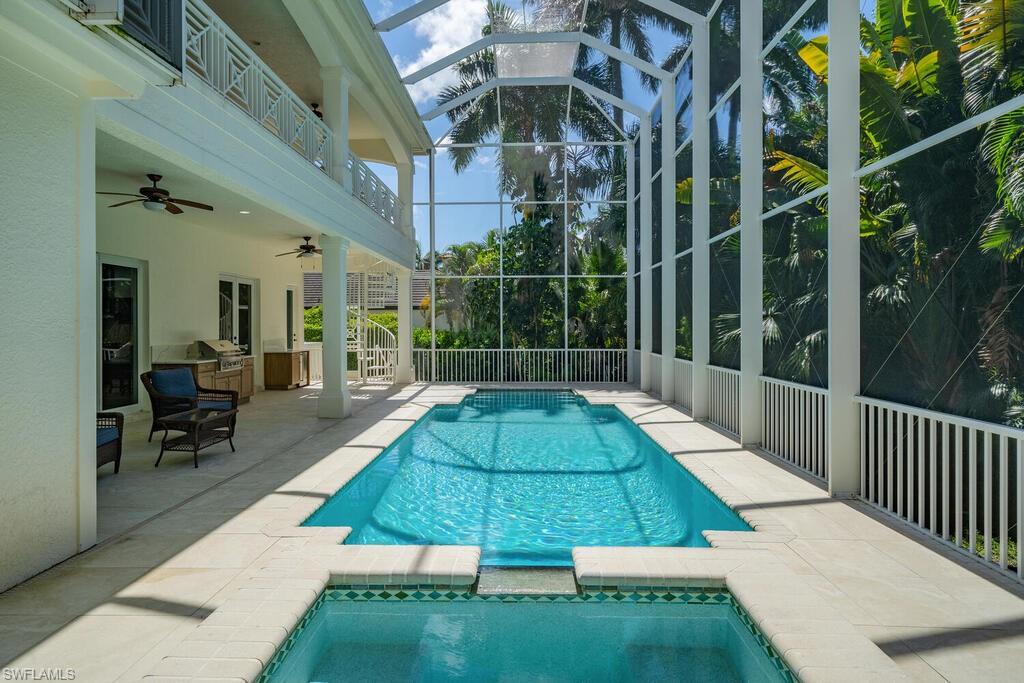 MOORINGS - Residential