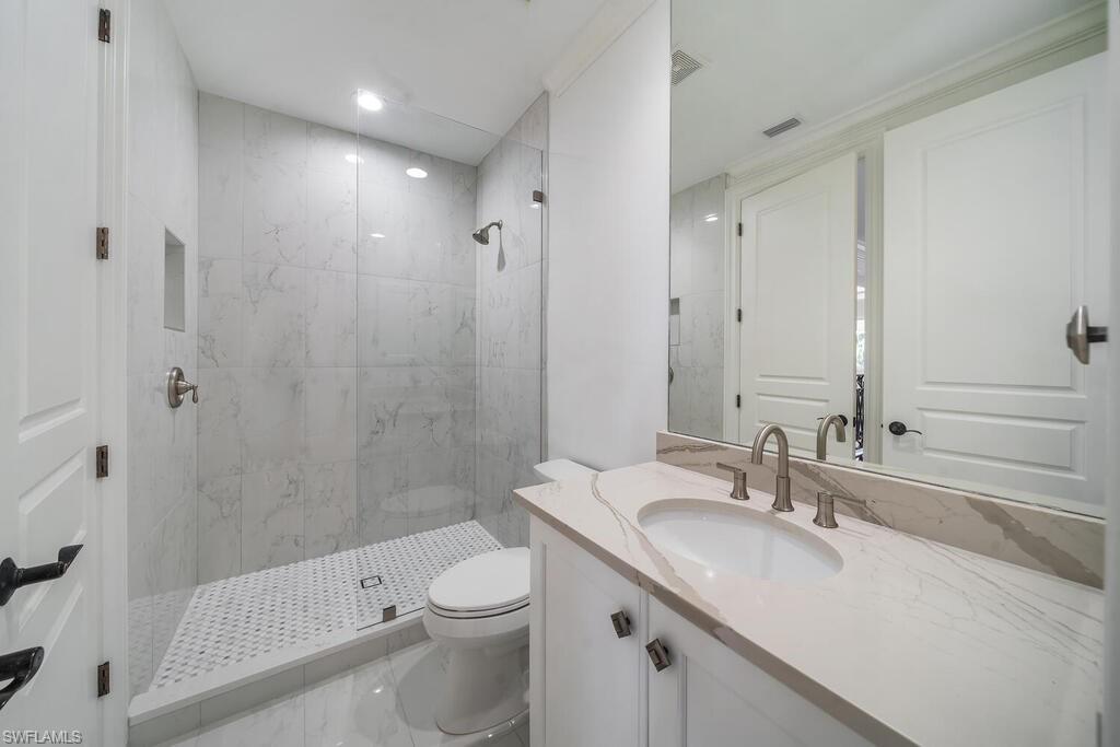 MOORINGS - Residential