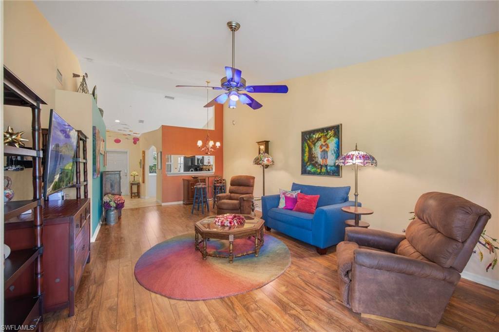 HUNTINGTON LAKES - Residential