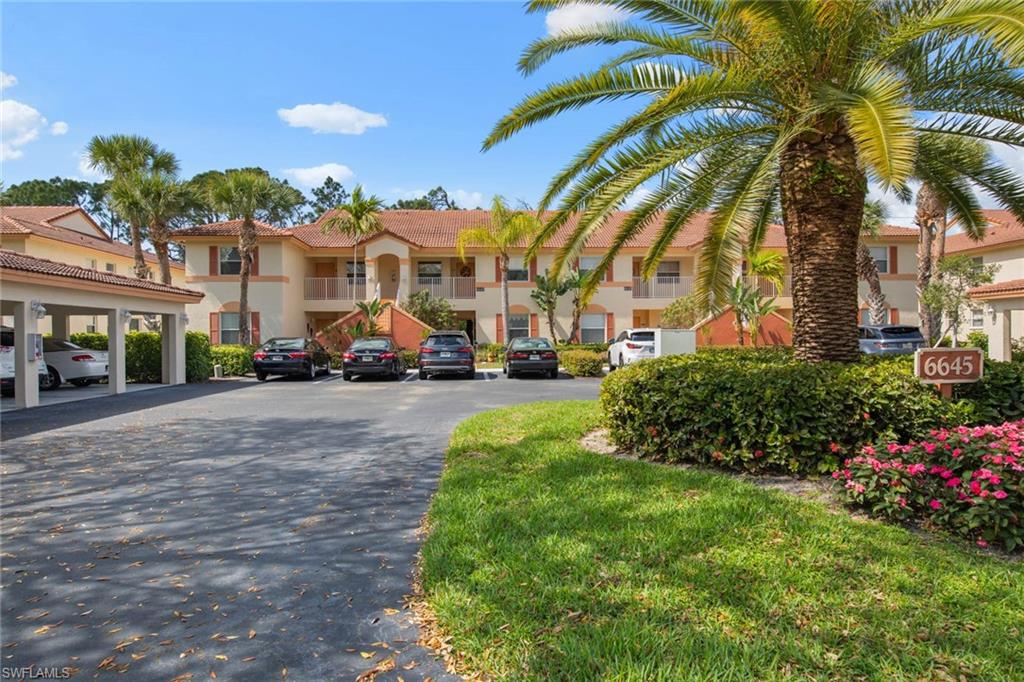 HUNTINGTON LAKES - Residential