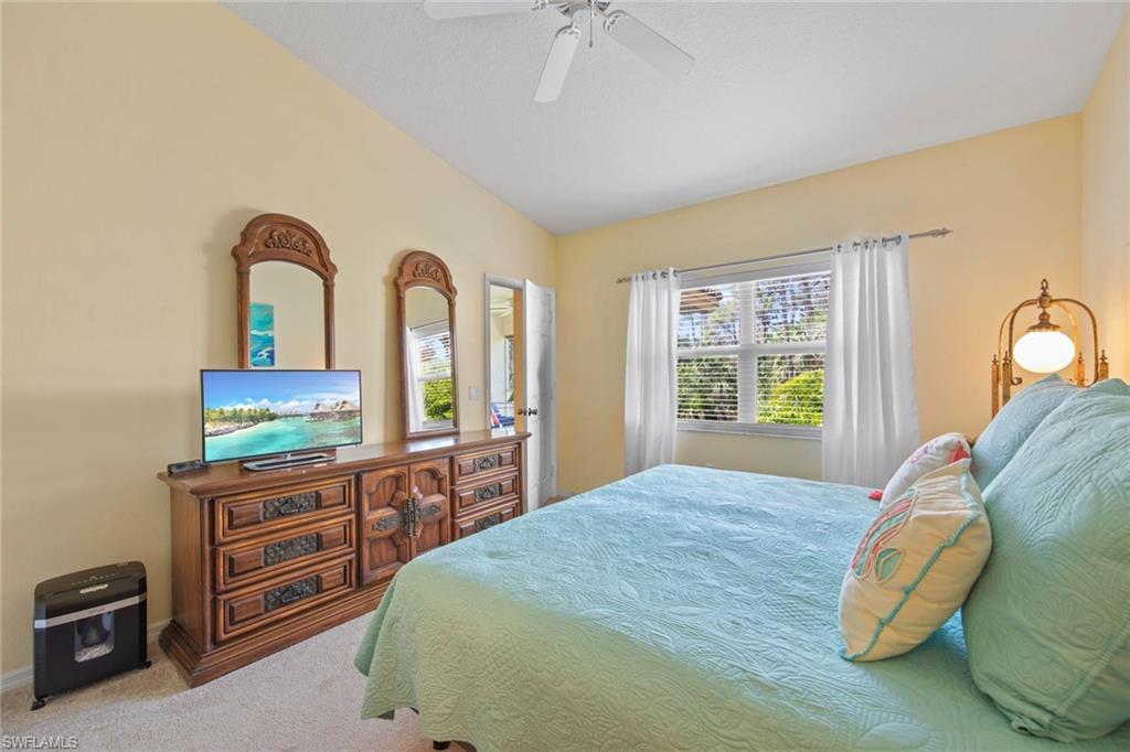 HUNTINGTON LAKES - Residential