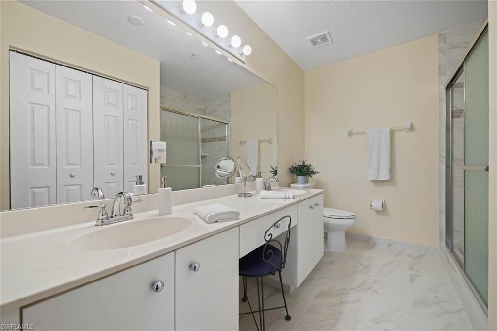 HUNTINGTON LAKES - Residential