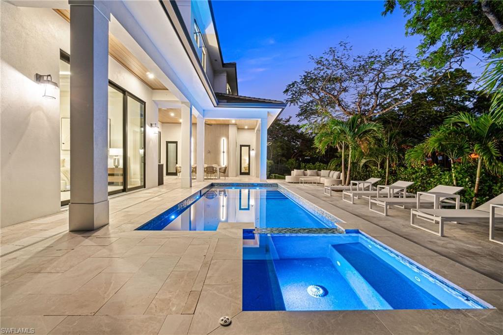 LAKE PARK - Residential