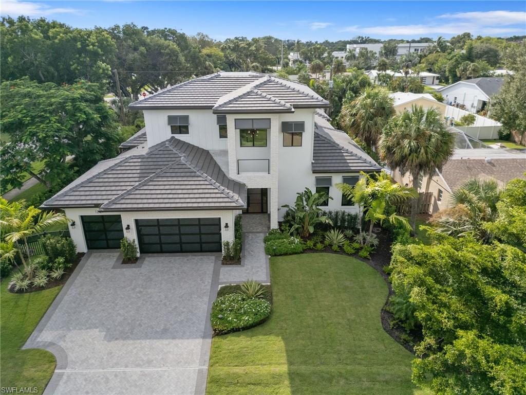 LAKE PARK - Residential