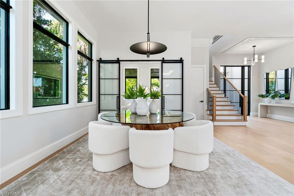 LAKE PARK - Residential