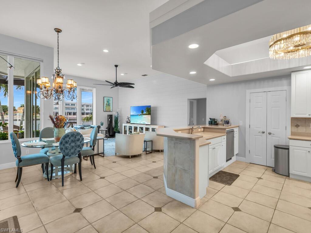 MARCO ISLAND - Residential