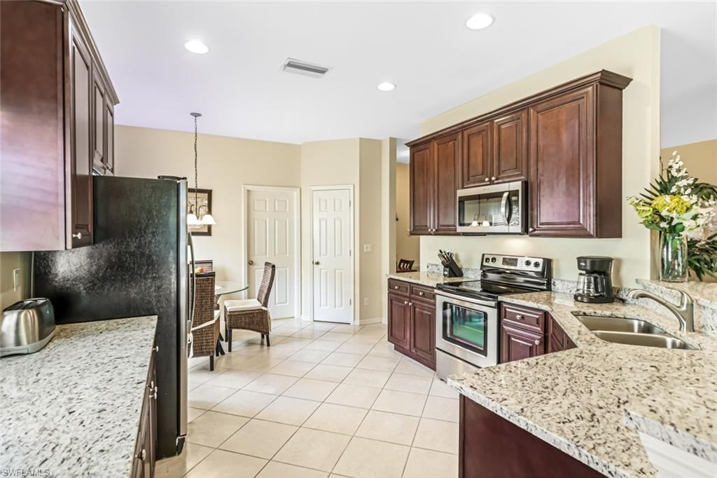 GLADIOLUS PRESERVE - Residential