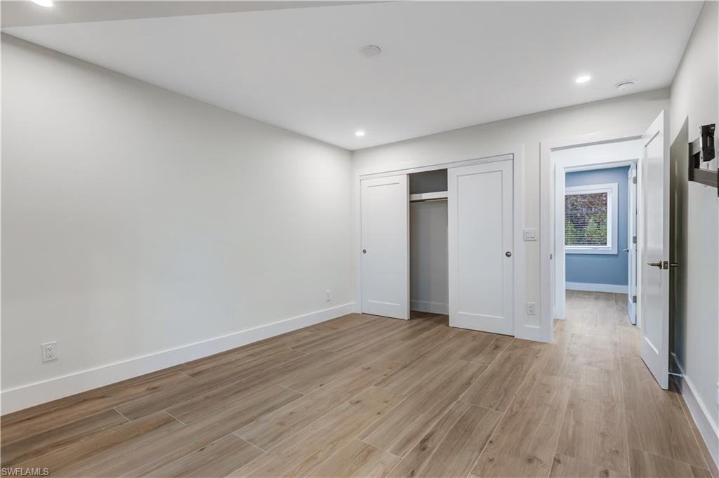 COLONIAL MANOR - Residential Lease