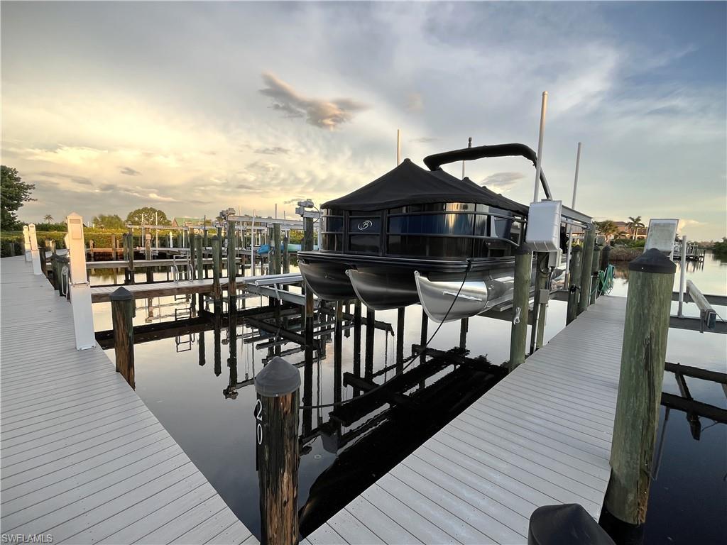 OLD PELICAN BAY - Residential