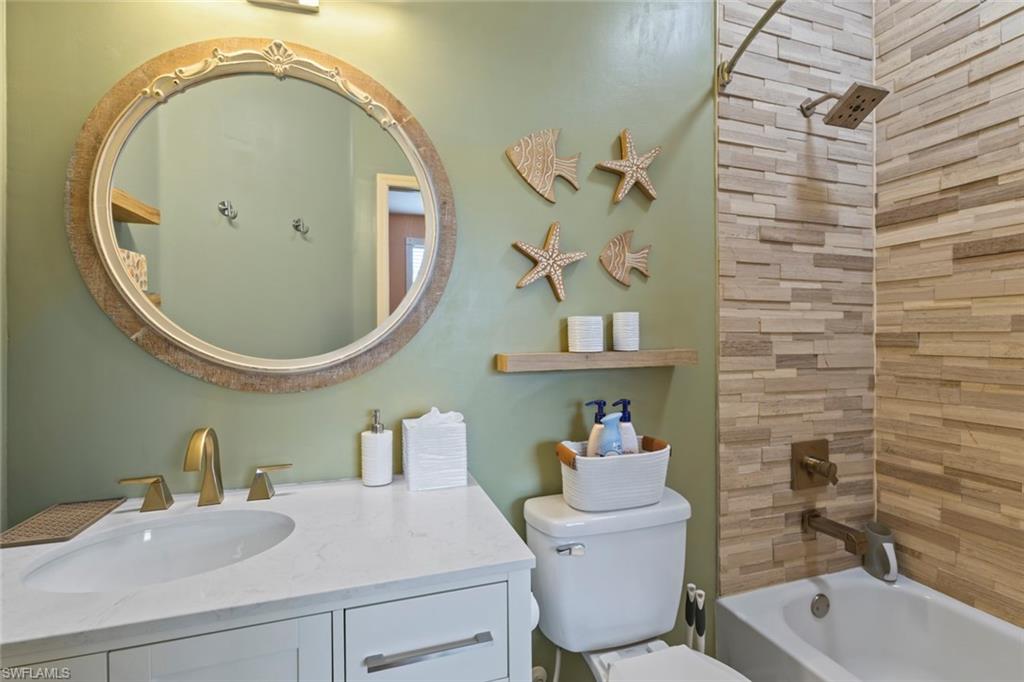 OLD PELICAN BAY - Residential