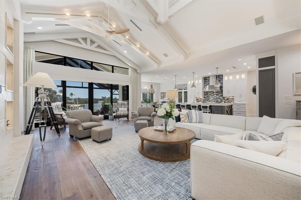 SOUTHPORT ON THE BAY - Residential