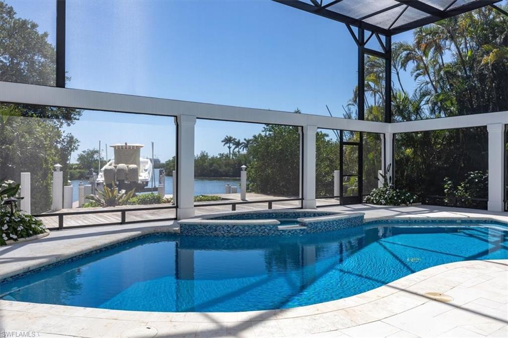 SOUTHPORT ON THE BAY - Residential