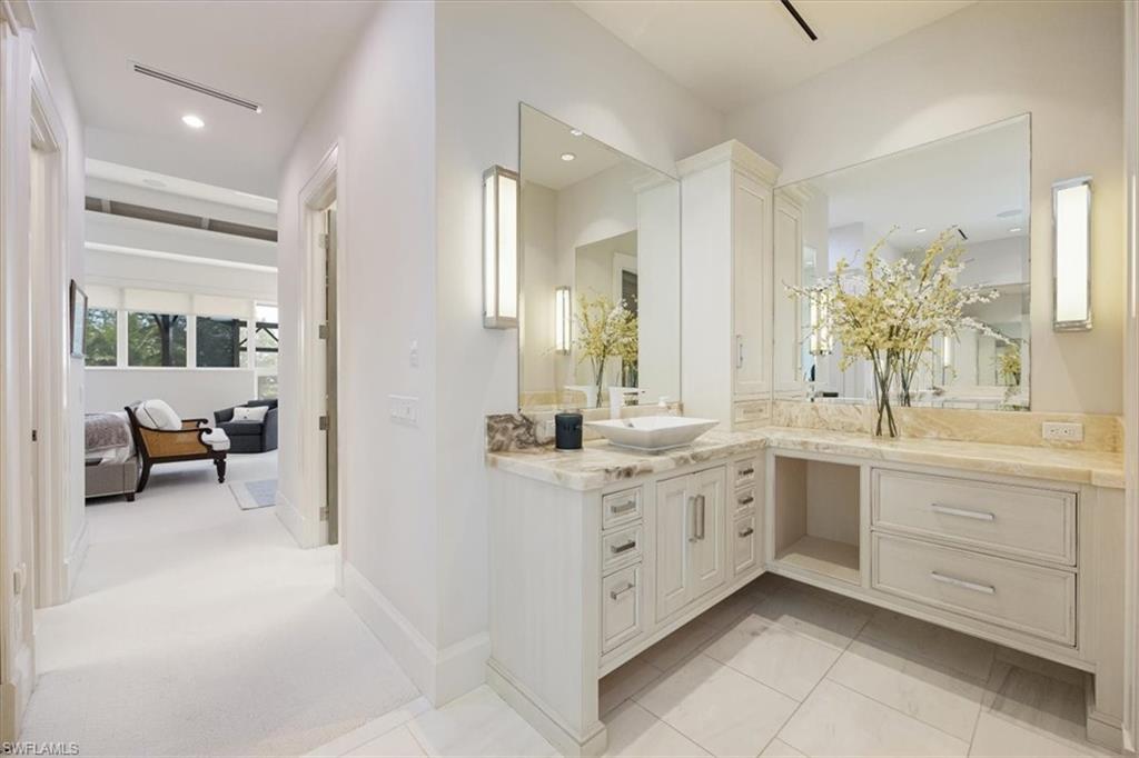 SOUTHPORT ON THE BAY - Residential