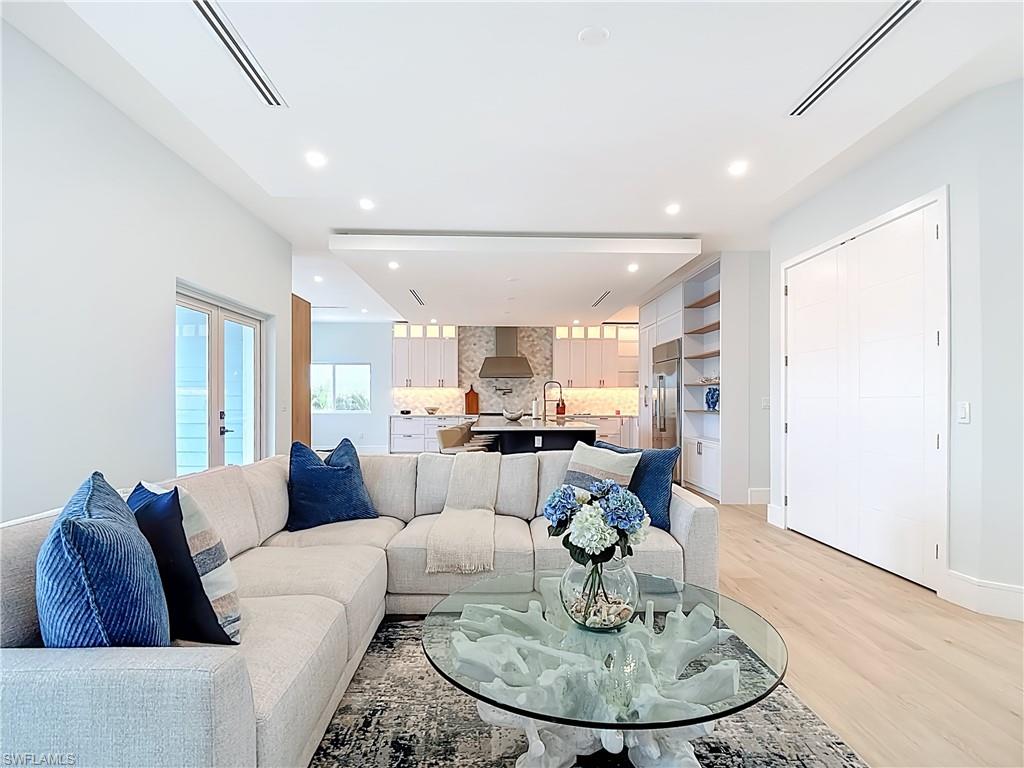 BAYFRONT - Residential