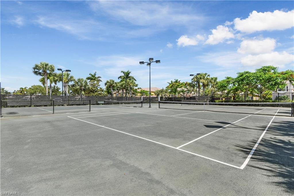 MARBELLA LAKES - Residential