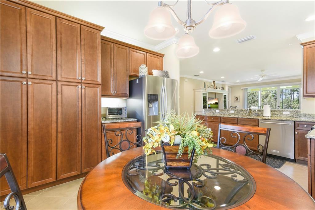 MARBELLA LAKES - Residential