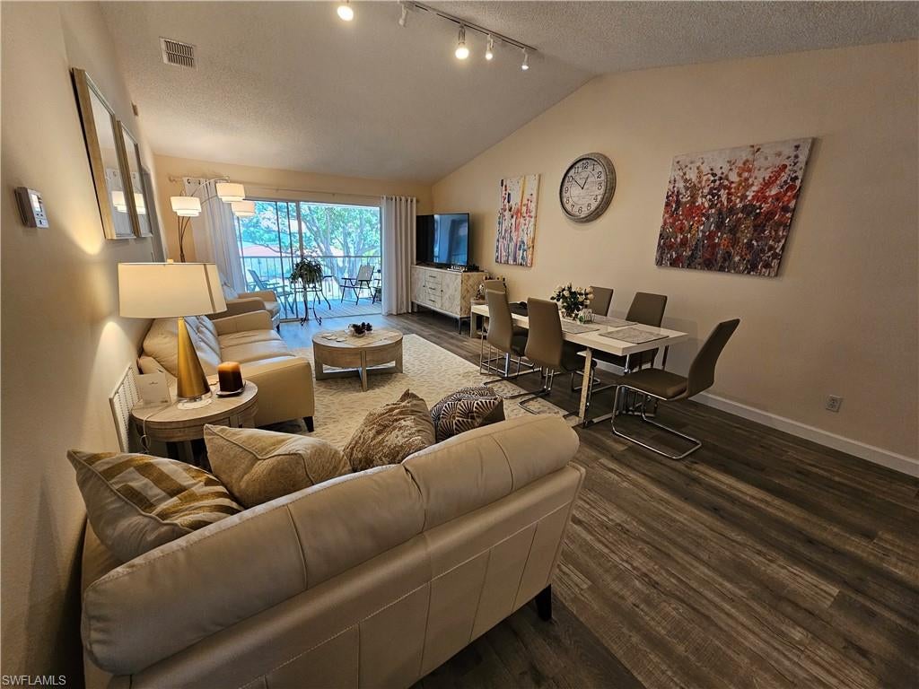 668 Mardel CT 807