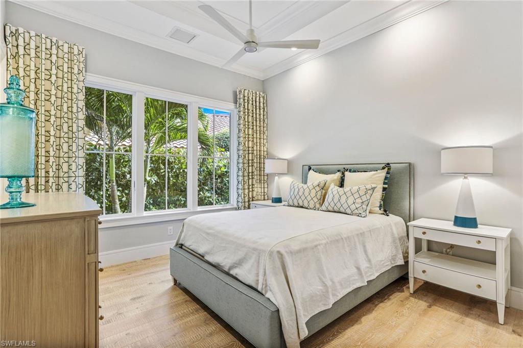 PELICAN BAY WOODS - Residential