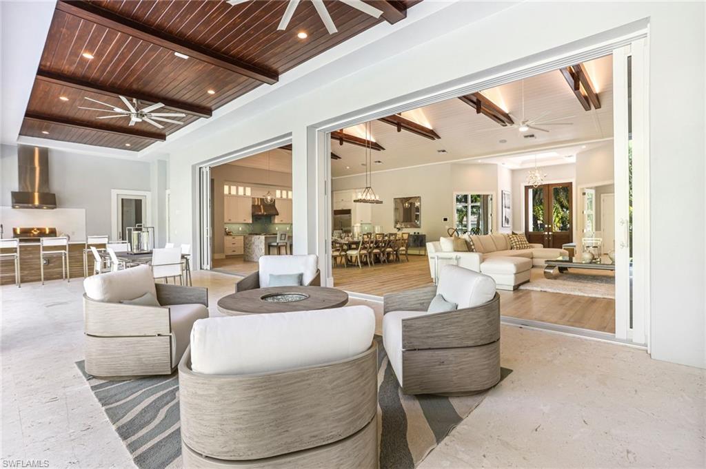 PELICAN BAY WOODS - Residential