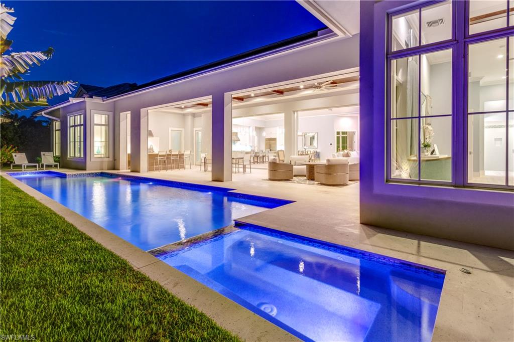 PELICAN BAY WOODS - Residential