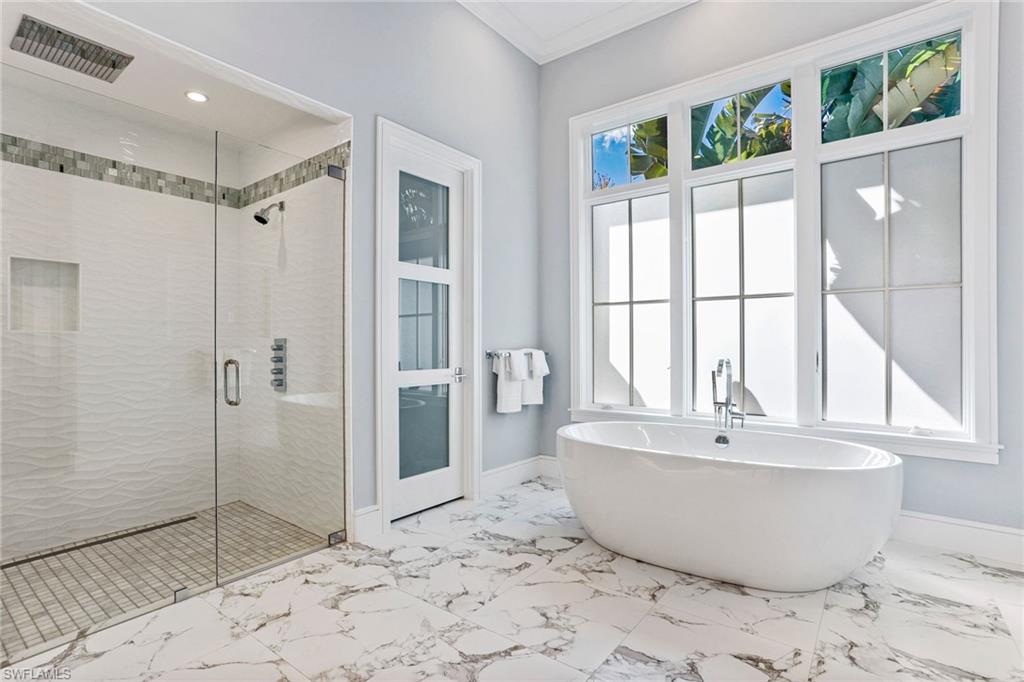 PELICAN BAY WOODS - Residential