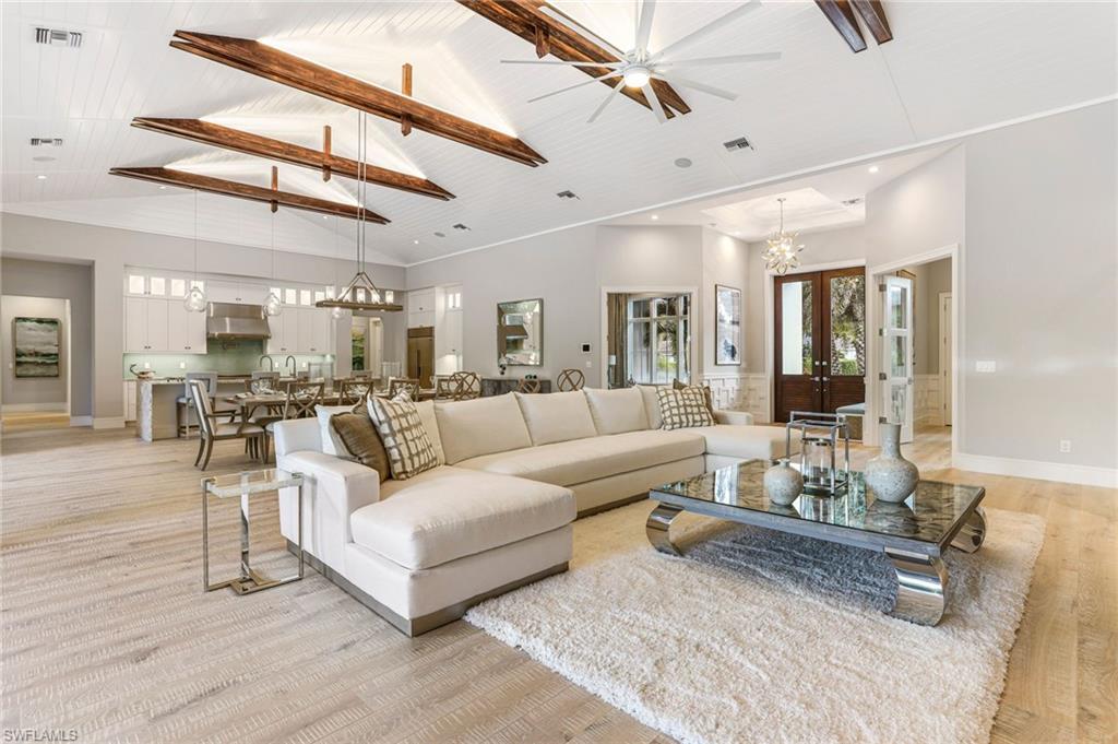 PELICAN BAY WOODS - Residential