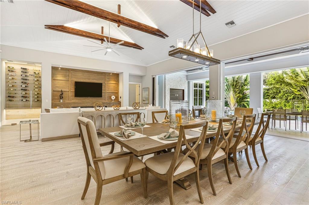 PELICAN BAY WOODS - Residential