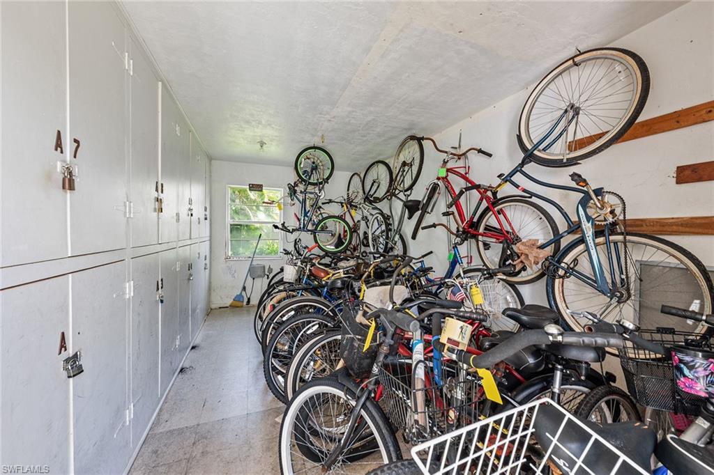 SEABREEZE WEST - Residential