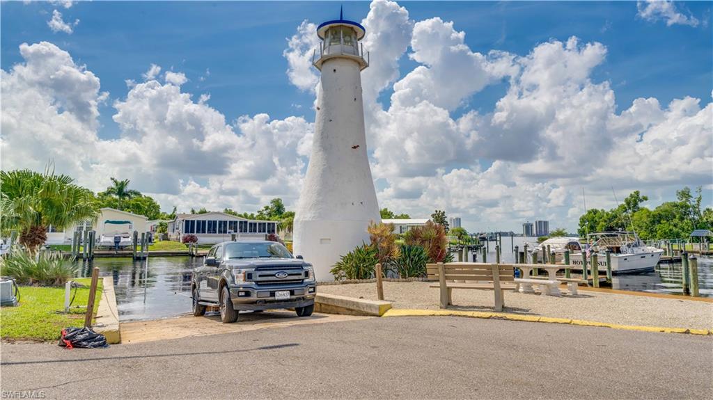 OLD BRIDGE VILLAGE - Residential