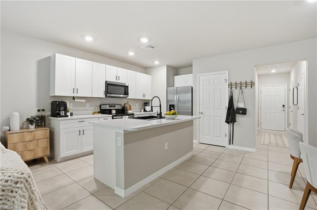 MEADOWOOD - Residential