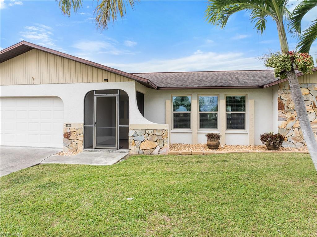 CAPE CORAL - Residential