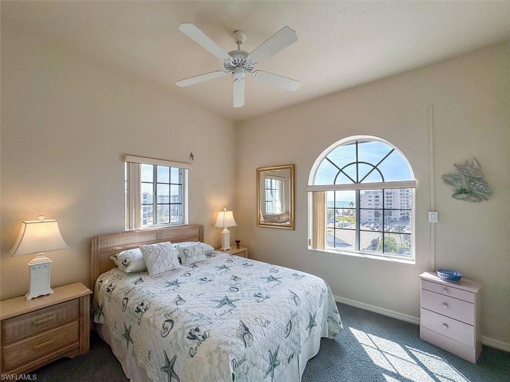 CAPTAINS BAY SOUTH - Residential