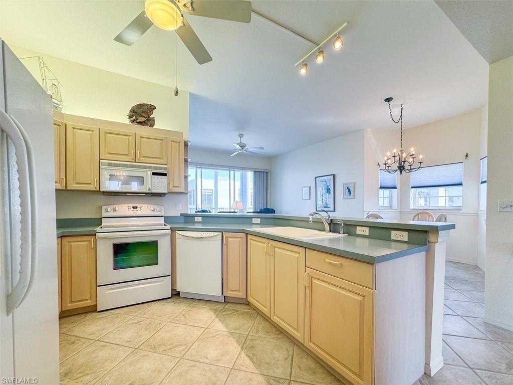 CAPTAINS BAY SOUTH - Residential