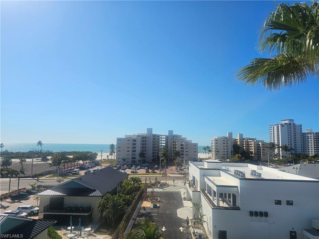 CAPTAINS BAY SOUTH - Residential