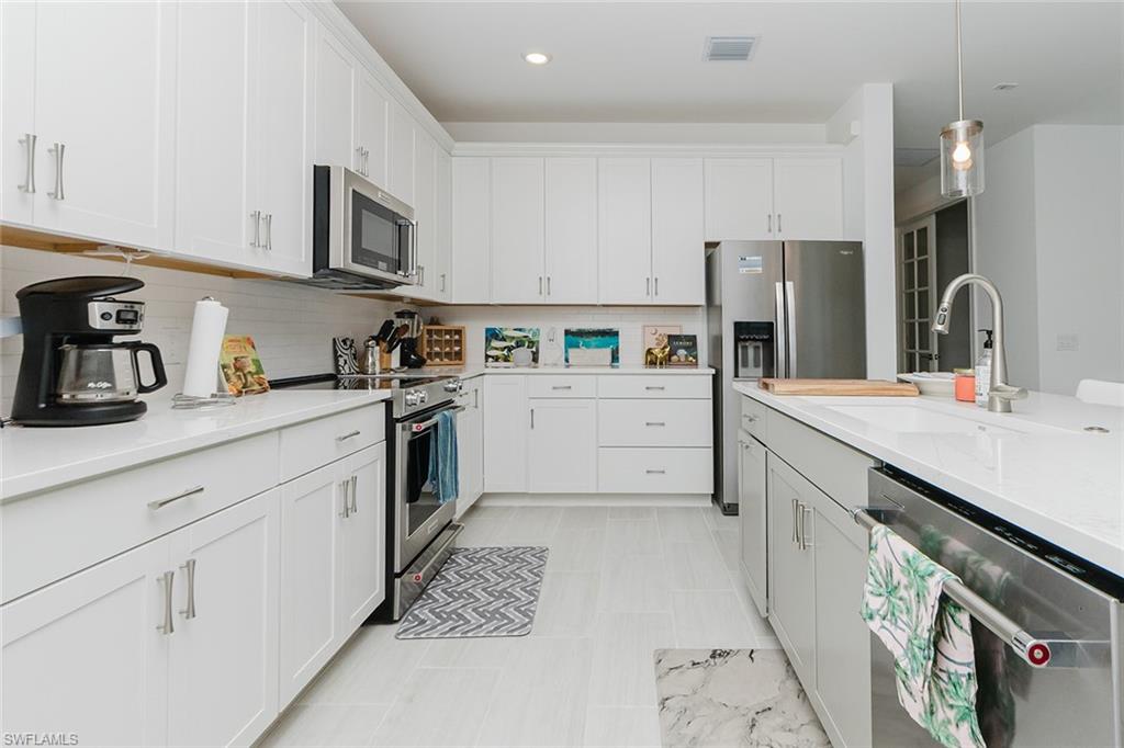 DEL WEBB - Residential Lease