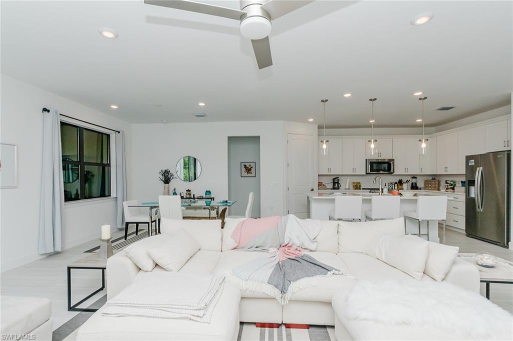 DEL WEBB - Residential Lease