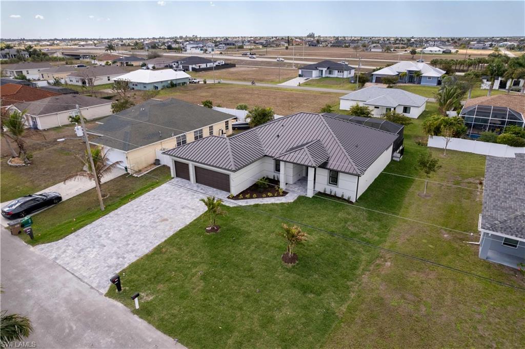 CAPE CORAL - Residential