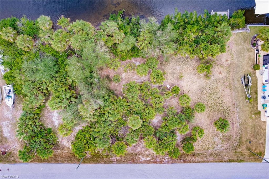 PORT CHARLOTTE - Land