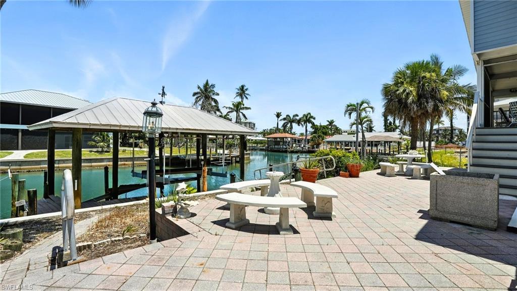 LAGUNA SHORES - Residential