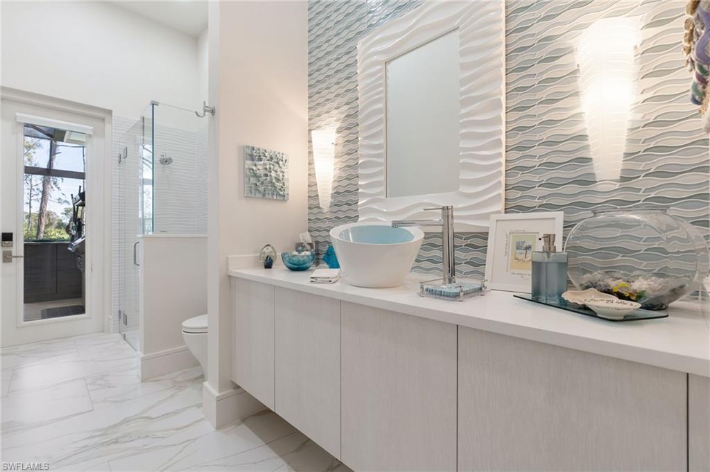 RIVERBROOKE - Residential