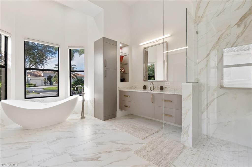 RIVERBROOKE - Residential